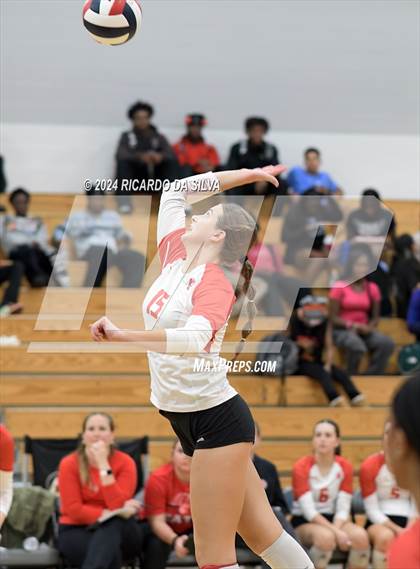 Thumbnail 3 in Paetow vs Katy photogallery.