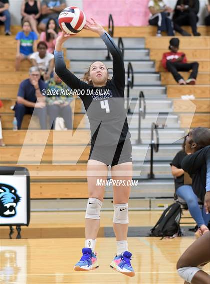 Thumbnail 3 in Paetow vs Katy photogallery.