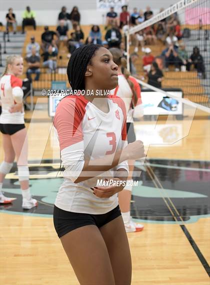 Thumbnail 1 in Paetow vs Katy photogallery.