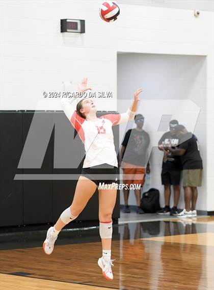 Thumbnail 2 in Paetow vs Katy photogallery.
