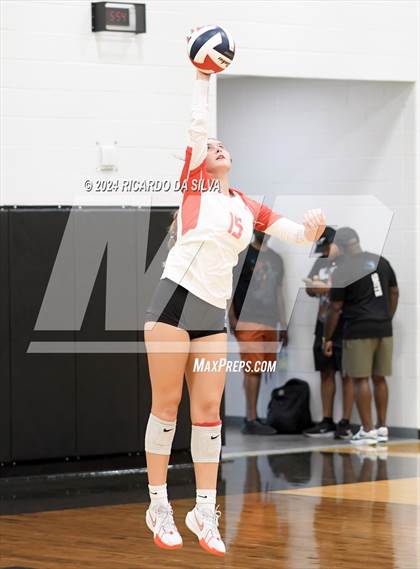 Thumbnail 1 in Paetow vs Katy photogallery.