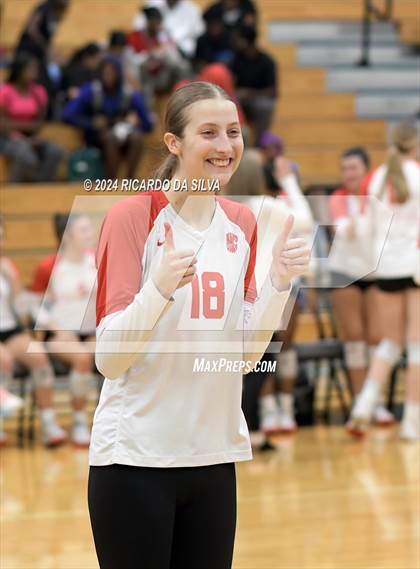 Thumbnail 2 in Paetow vs Katy photogallery.