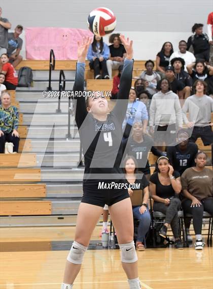 Thumbnail 1 in Paetow vs Katy photogallery.