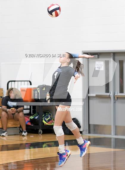 Thumbnail 3 in Paetow vs Katy photogallery.