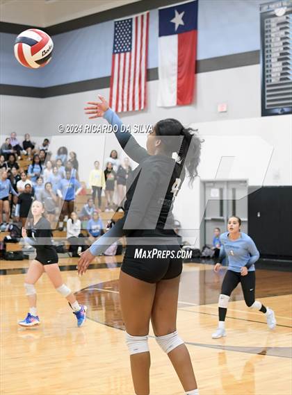 Thumbnail 1 in Paetow vs Katy photogallery.