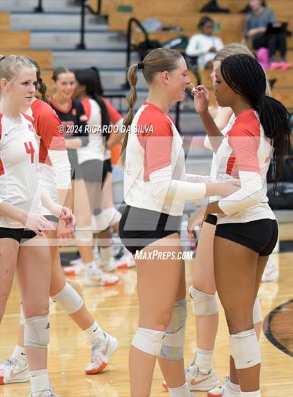 Thumbnail 2 in Paetow vs Katy photogallery.