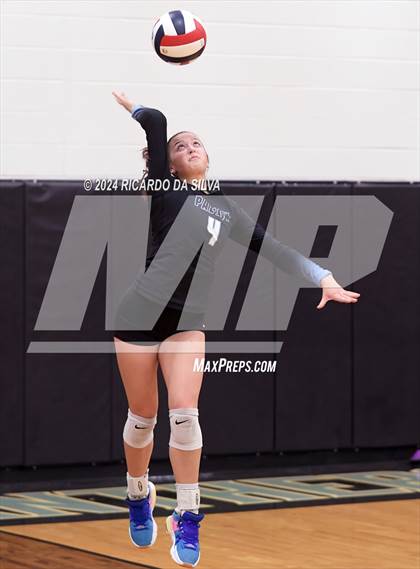 Thumbnail 1 in Paetow vs Katy photogallery.