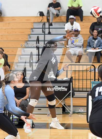 Thumbnail 3 in Paetow vs Katy photogallery.