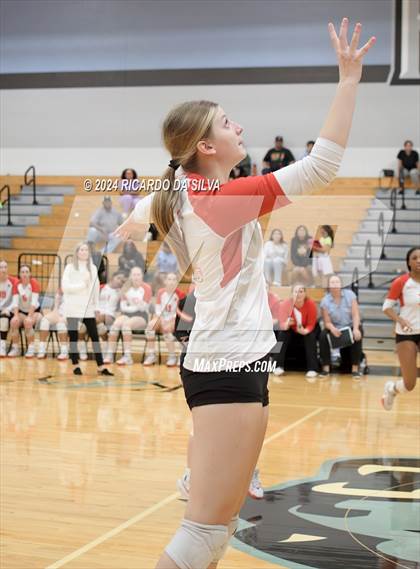 Thumbnail 2 in Paetow vs Katy photogallery.