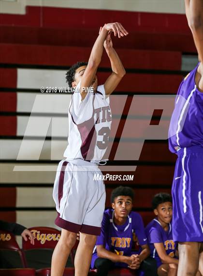 Thumbnail 2 in Troy vs Kingston photogallery.