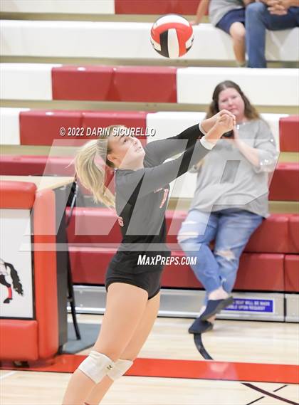 Thumbnail 2 in Palos Verdes @ Lakewood (CIF SS Division 1 Playoff) photogallery.