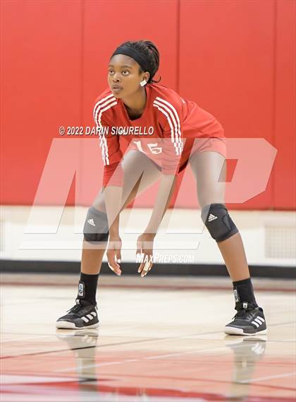 Thumbnail 1 in Palos Verdes @ Lakewood (CIF SS Division 1 Playoff) photogallery.