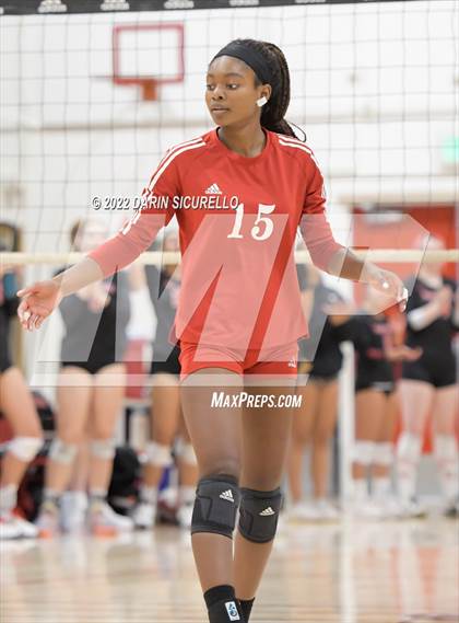 Thumbnail 1 in Palos Verdes @ Lakewood (CIF SS Division 1 Playoff) photogallery.