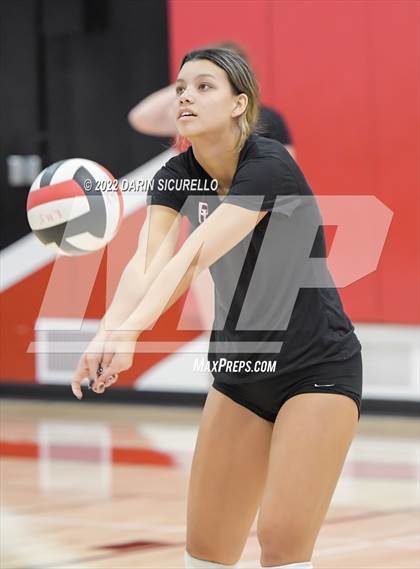 Thumbnail 2 in Palos Verdes @ Lakewood (CIF SS Division 1 Playoff) photogallery.