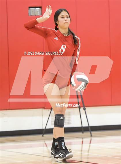 Thumbnail 2 in Palos Verdes @ Lakewood (CIF SS Division 1 Playoff) photogallery.