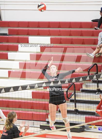 Thumbnail 2 in Palos Verdes @ Lakewood (CIF SS Division 1 Playoff) photogallery.