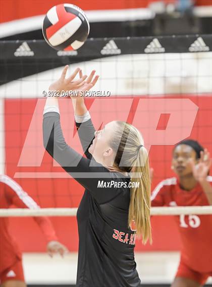 Thumbnail 2 in Palos Verdes @ Lakewood (CIF SS Division 1 Playoff) photogallery.