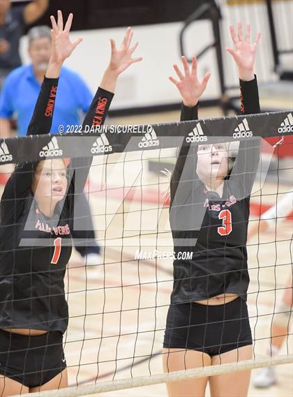 Thumbnail 1 in Palos Verdes @ Lakewood (CIF SS Division 1 Playoff) photogallery.
