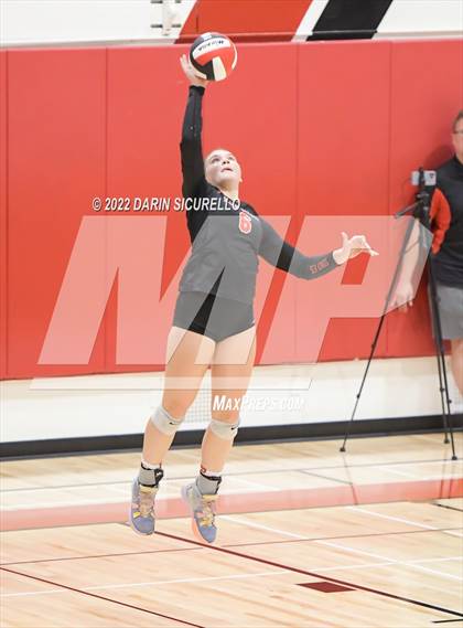 Thumbnail 1 in Palos Verdes @ Lakewood (CIF SS Division 1 Playoff) photogallery.