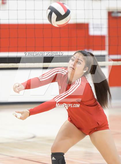 Thumbnail 2 in Palos Verdes @ Lakewood (CIF SS Division 1 Playoff) photogallery.