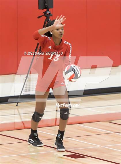 Thumbnail 1 in Palos Verdes @ Lakewood (CIF SS Division 1 Playoff) photogallery.
