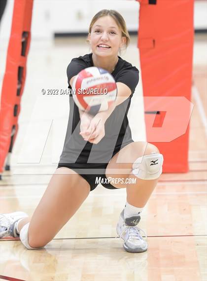 Thumbnail 3 in Palos Verdes @ Lakewood (CIF SS Division 1 Playoff) photogallery.