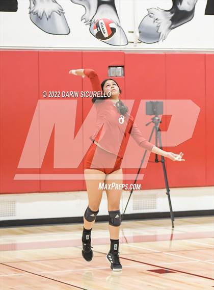 Thumbnail 1 in Palos Verdes @ Lakewood (CIF SS Division 1 Playoff) photogallery.