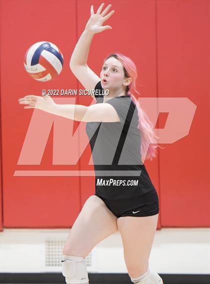 Thumbnail 3 in Palos Verdes @ Lakewood (CIF SS Division 1 Playoff) photogallery.