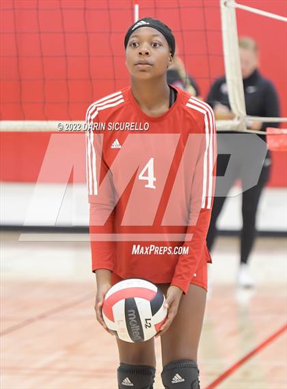 Thumbnail 3 in Palos Verdes @ Lakewood (CIF SS Division 1 Playoff) photogallery.