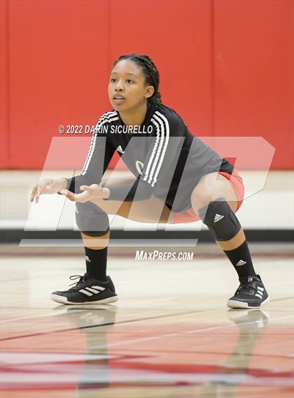 Thumbnail 2 in Palos Verdes @ Lakewood (CIF SS Division 1 Playoff) photogallery.
