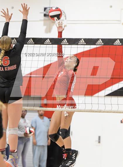 Thumbnail 3 in Palos Verdes @ Lakewood (CIF SS Division 1 Playoff) photogallery.