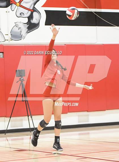 Thumbnail 1 in Palos Verdes @ Lakewood (CIF SS Division 1 Playoff) photogallery.