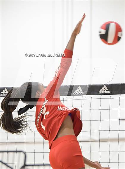 Thumbnail 3 in Palos Verdes @ Lakewood (CIF SS Division 1 Playoff) photogallery.
