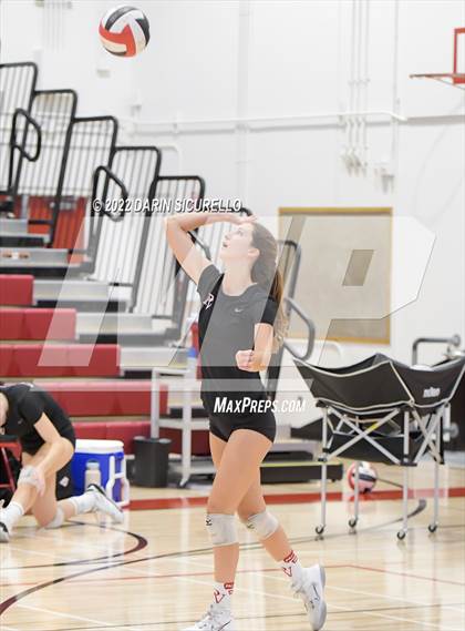 Thumbnail 1 in Palos Verdes @ Lakewood (CIF SS Division 1 Playoff) photogallery.