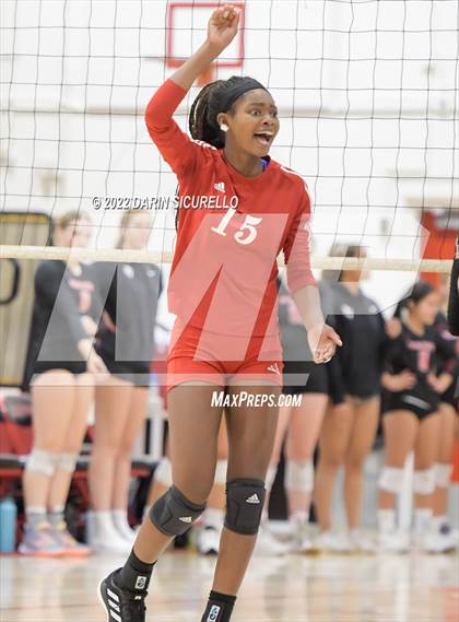 Thumbnail 1 in Palos Verdes @ Lakewood (CIF SS Division 1 Playoff) photogallery.
