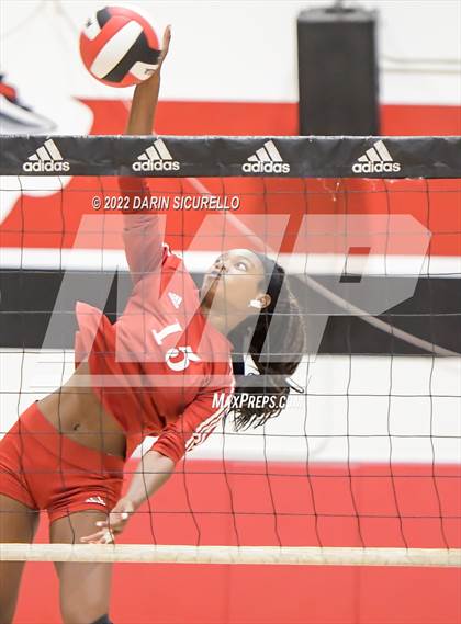 Thumbnail 3 in Palos Verdes @ Lakewood (CIF SS Division 1 Playoff) photogallery.