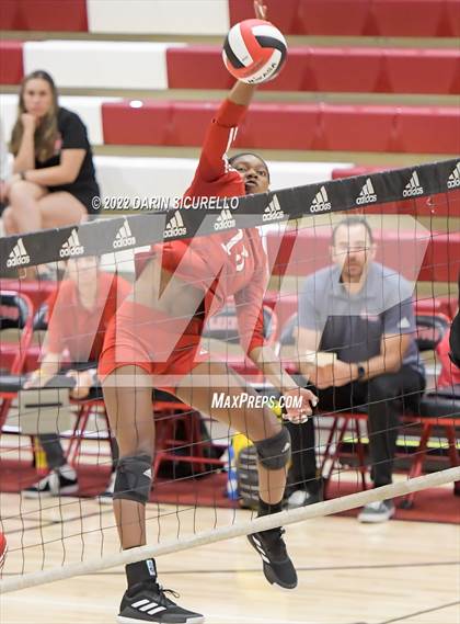 Thumbnail 3 in Palos Verdes @ Lakewood (CIF SS Division 1 Playoff) photogallery.