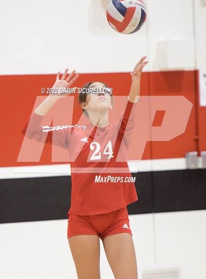 Thumbnail 1 in Palos Verdes @ Lakewood (CIF SS Division 1 Playoff) photogallery.