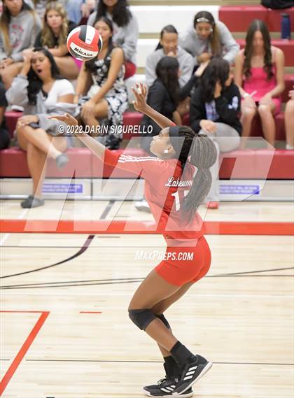 Thumbnail 1 in Palos Verdes @ Lakewood (CIF SS Division 1 Playoff) photogallery.