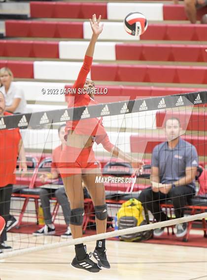 Thumbnail 2 in Palos Verdes @ Lakewood (CIF SS Division 1 Playoff) photogallery.