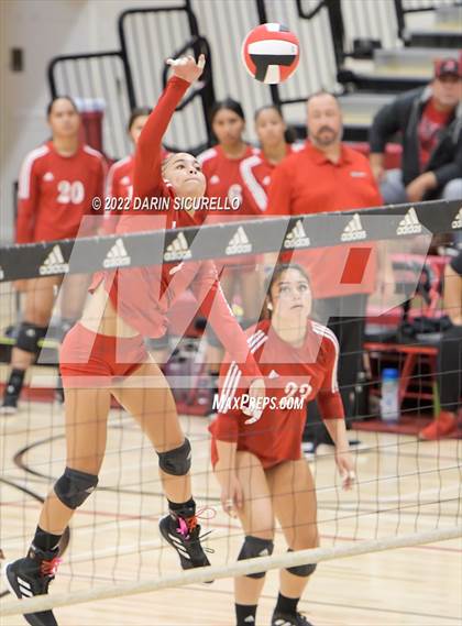 Thumbnail 1 in Palos Verdes @ Lakewood (CIF SS Division 1 Playoff) photogallery.