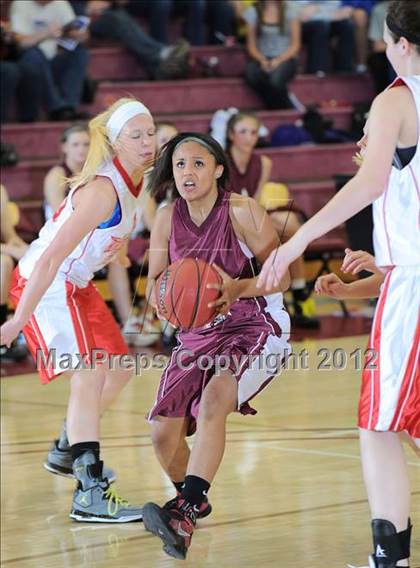 Thumbnail 1 in Minnesota vs Wisconsin (Border Battle All-Star Game) photogallery.