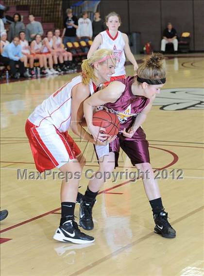Thumbnail 2 in Minnesota vs Wisconsin (Border Battle All-Star Game) photogallery.