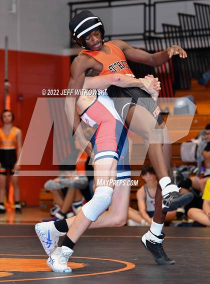 Thumbnail 2 in Baddest Cat On The Mat Tournament photogallery.
