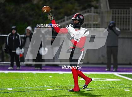 Thumbnail 2 in Twin Valley @ Aliquippa (PIAA 4A Semifinal) photogallery.