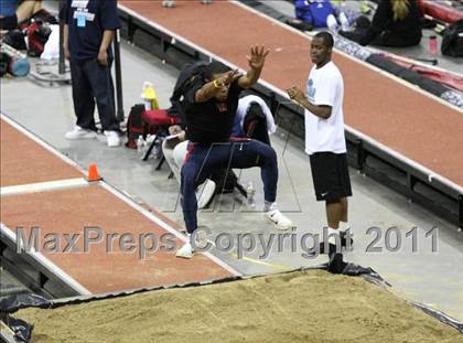 Thumbnail 3 in Run For The Dream California Indoor Invitational (Boys Field Events) photogallery.