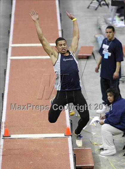 Thumbnail 3 in Run For The Dream California Indoor Invitational (Boys Field Events) photogallery.