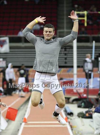 Thumbnail 1 in Run For The Dream California Indoor Invitational (Boys Field Events) photogallery.