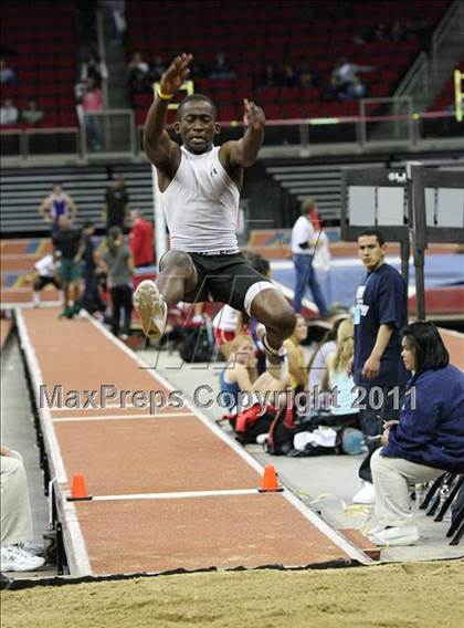 Thumbnail 3 in Run For The Dream California Indoor Invitational (Boys Field Events) photogallery.