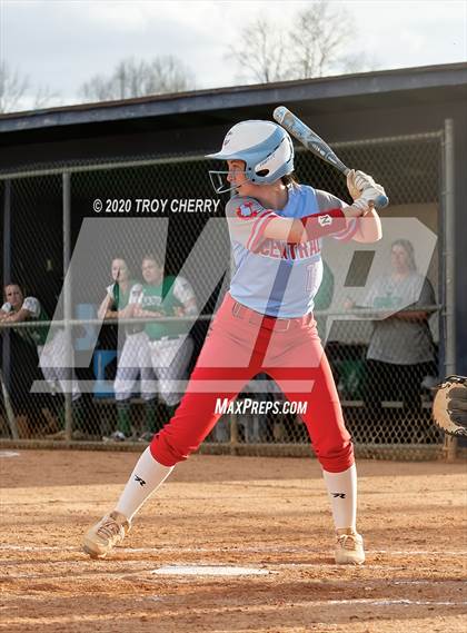 Thumbnail 1 in Central @ Weddington photogallery.